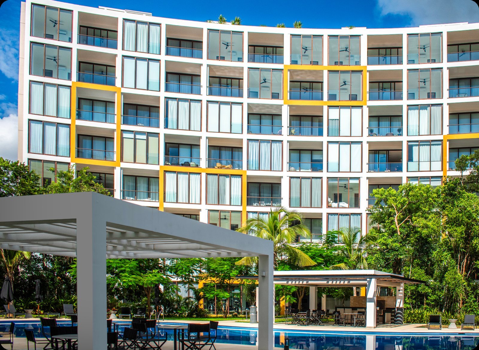 Façade du bâtiment résidentiel de Ciudad Mayakoba